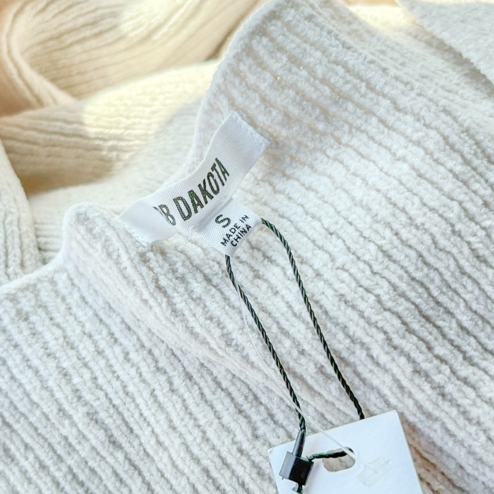 BB Dakota Knit Fitted Curve Alert Tank Dress - Picture 4 of 7